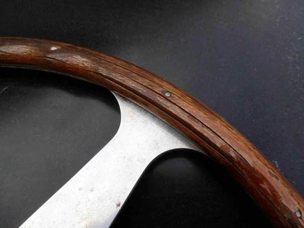 Ferrari 250 GT PF Nardi steering wheel damage detail before restoration