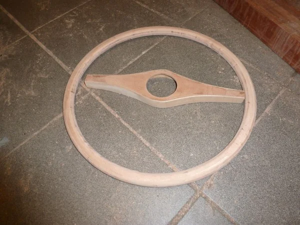Jaguar MK2 wooden steering wheel parts before veneer application