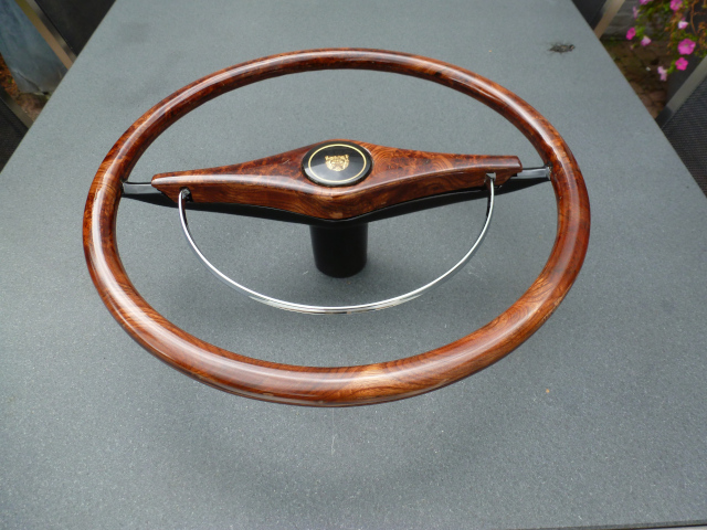 Horn cover copied from wood covered with Burl walnut veneer